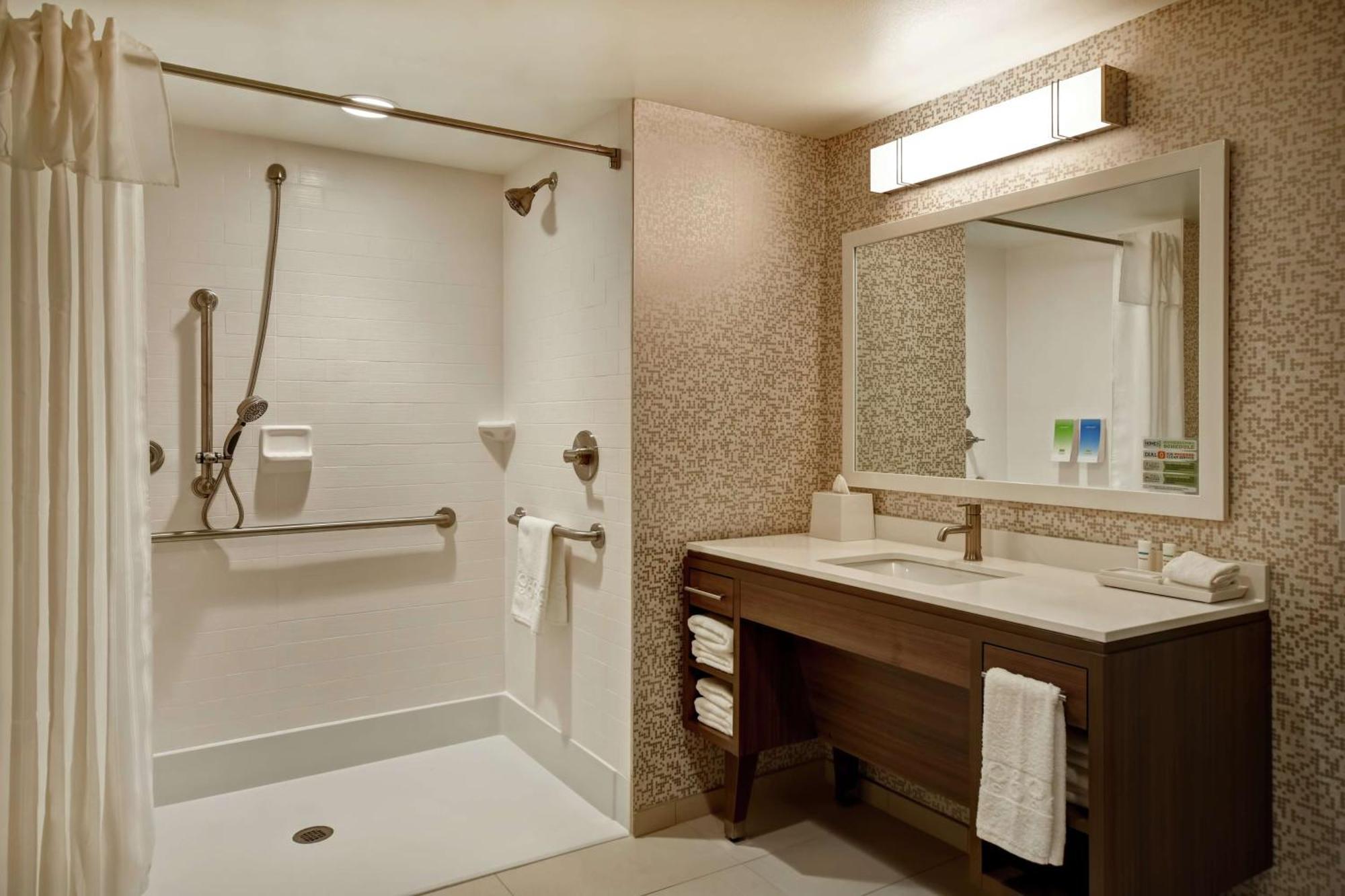 Home2 Suites By Hilton Terre Haute Eksteriør bilde