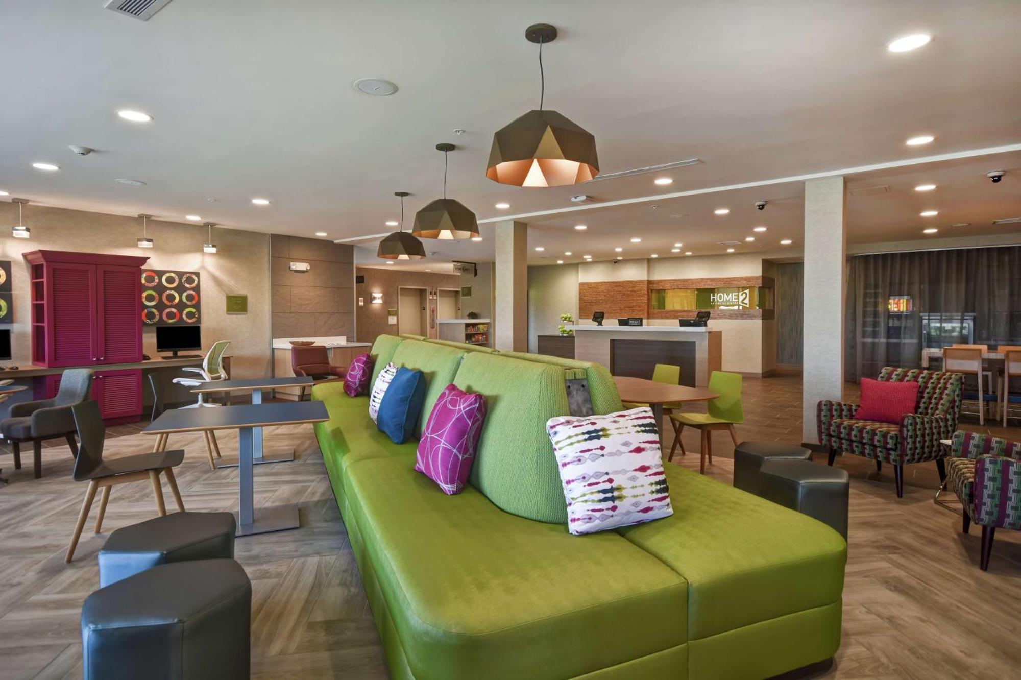 Home2 Suites By Hilton Terre Haute Eksteriør bilde